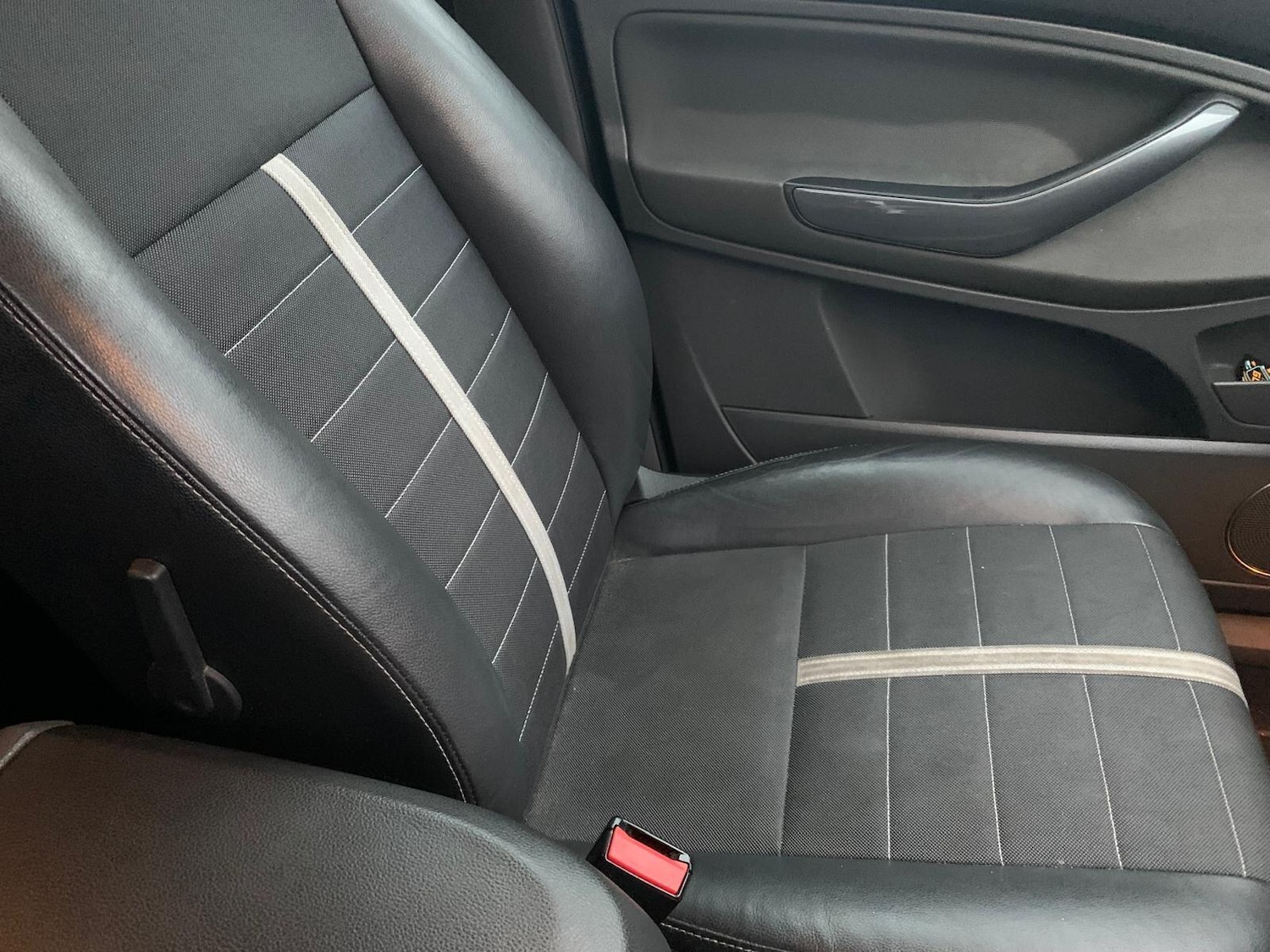 Used Ford Kuga 2012 for sale - 77439817: Photo 10