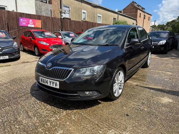 Used Skoda Superb 2014 for sale - 75318537: Photo 1