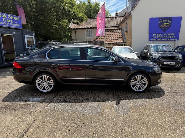 Used Skoda Superb 2014 for sale - 75318537: Photo 8