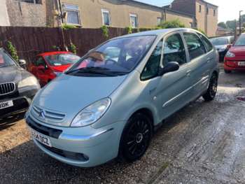 2004 (54) - 2.0i 16V Desire 5dr