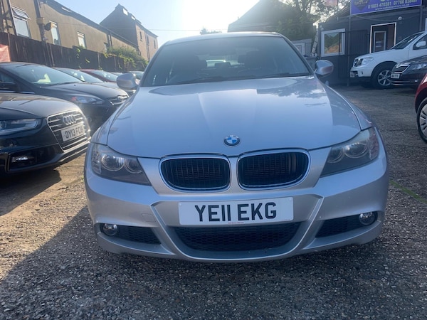 Used BMW 3 Series 2011 for sale - 75492809: Photo 2