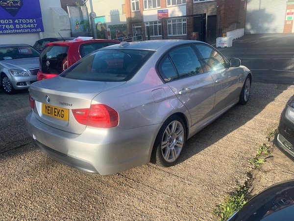 Used BMW 3 Series 2011 for sale - 75492809: Photo 7