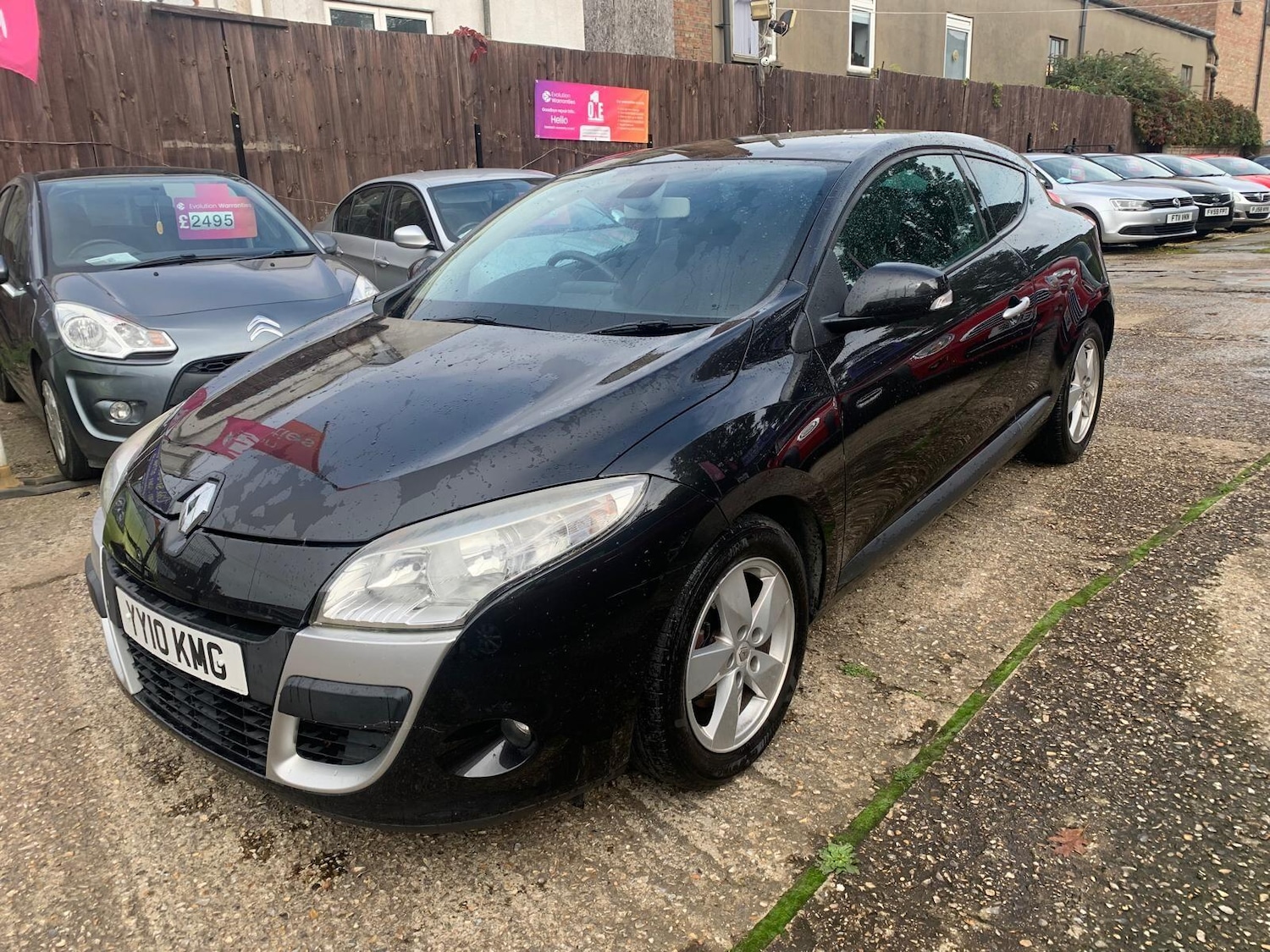 Used Renault Megane 2010 for sale - 76855934: Photo 1