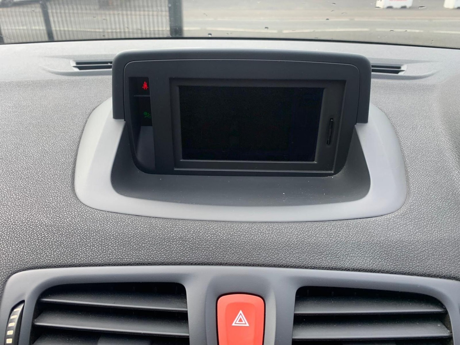 Used Renault Megane 2010 for sale - 76855934: Photo 16