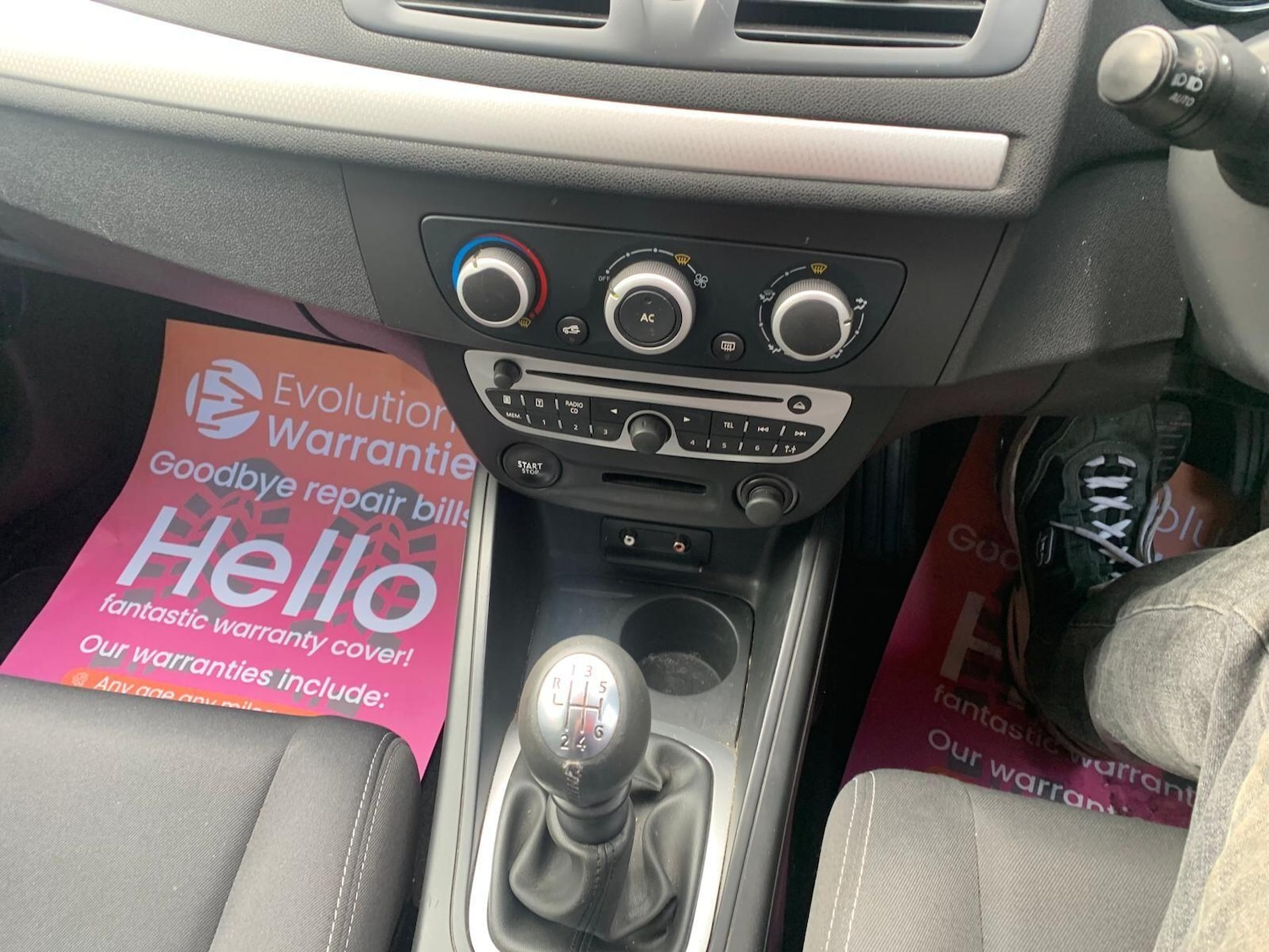 Used Renault Megane 2010 for sale - 76855934: Photo 7