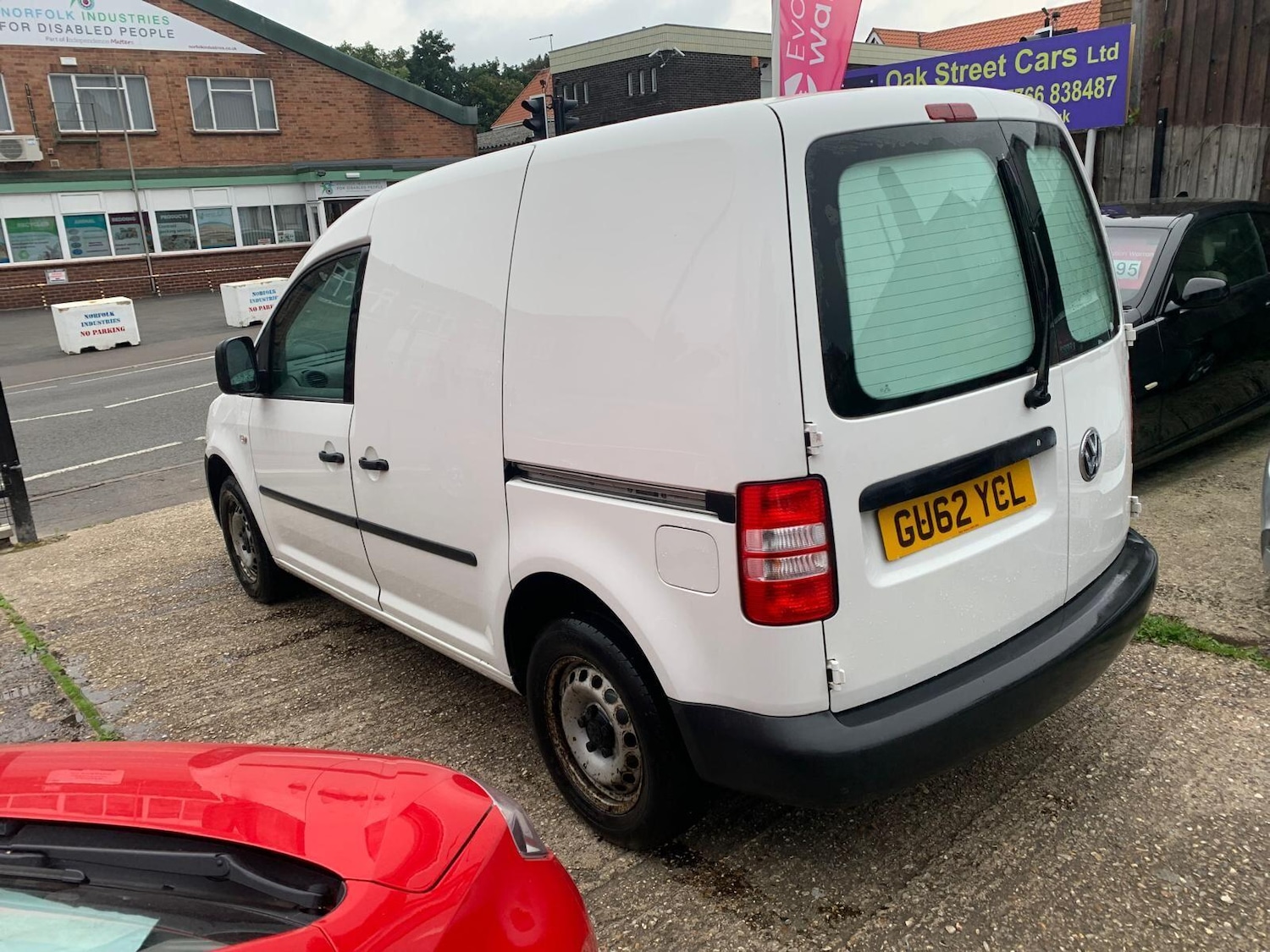 Used Volkswagen Caddy 2012 for sale - 76021103: Photo 4