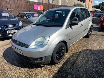 Used Ford Fiesta 2003 for sale - 75687838: Photo