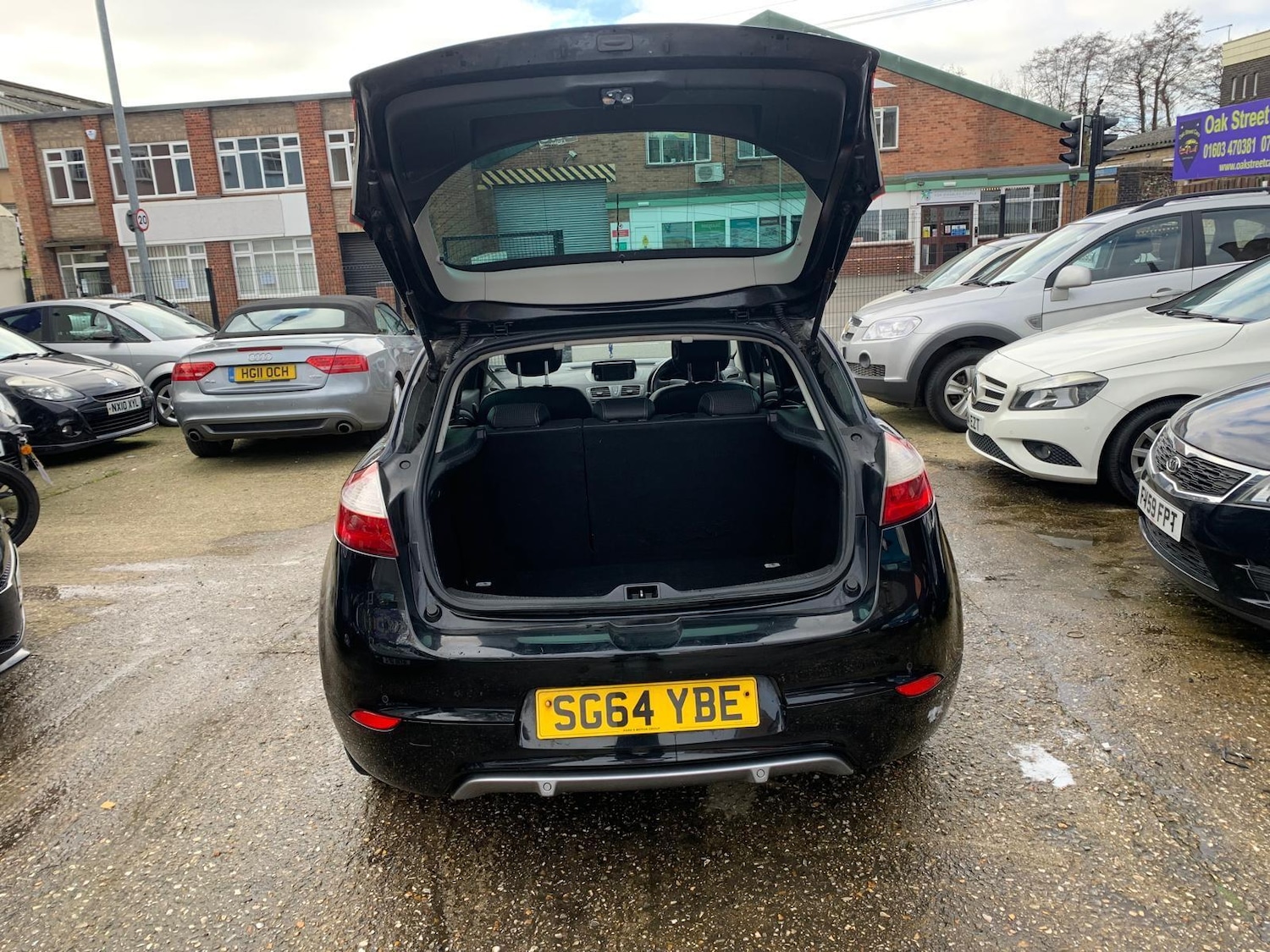 Used Renault Megane 2014 for sale - 77926118: Photo 17