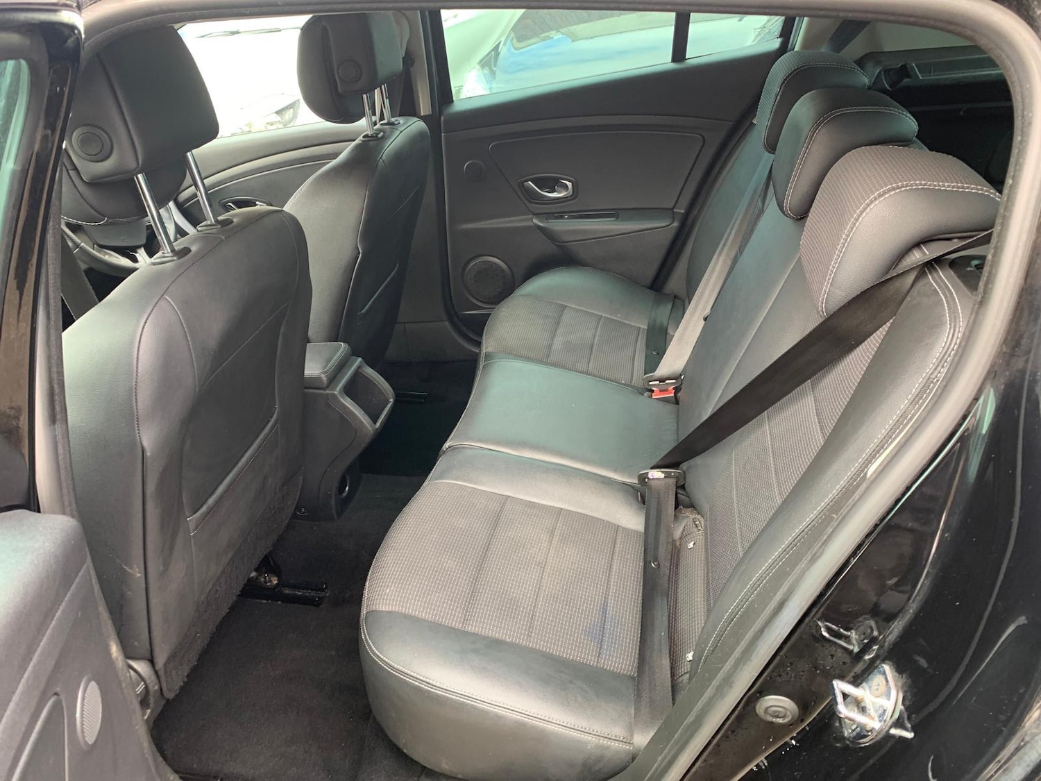 Used Renault Megane 2014 for sale - 77926118: Photo 9