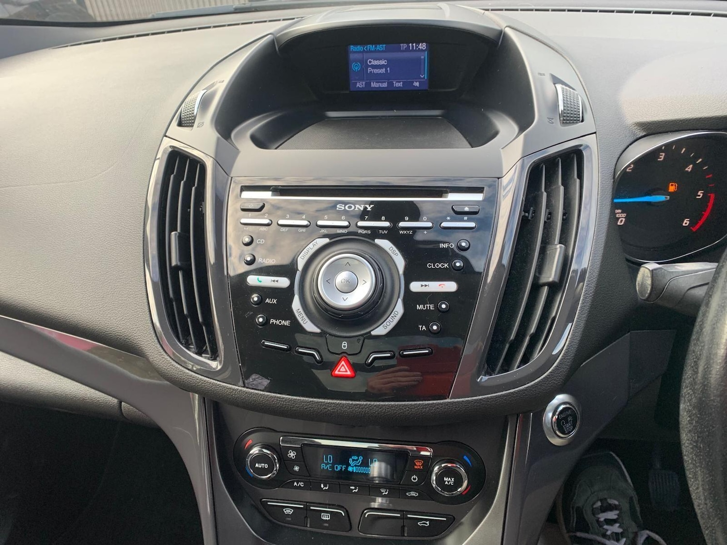 Used Ford Kuga 2014 for sale - 76992983: Photo 7