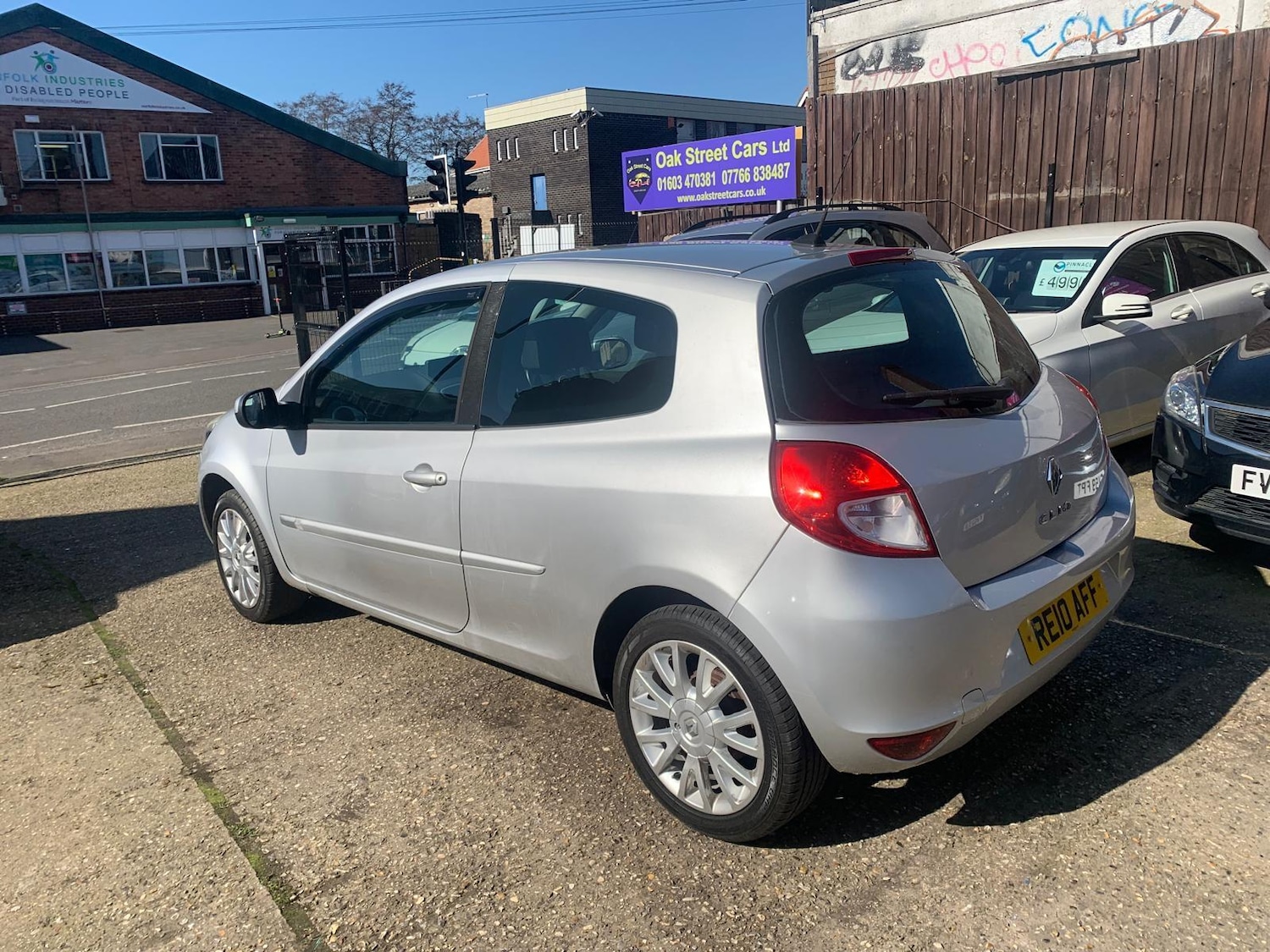 Used Renault Clio 2010 for sale - 77940743: Photo 6