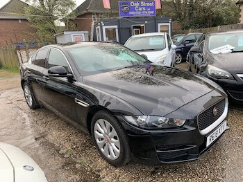 Used Jaguar XE 2018 for sale - 78115889: Photo