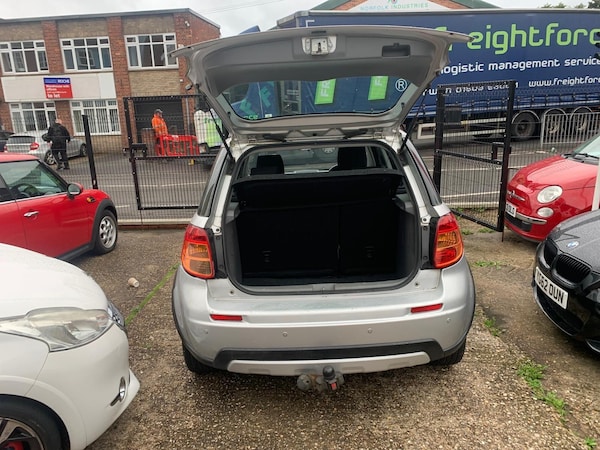 Used Suzuki SX4 2011 for sale - 76000988: Photo 15