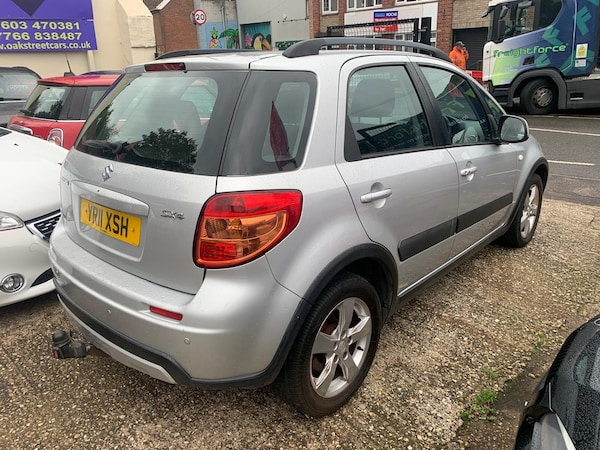 Used Suzuki SX4 2011 for sale - 76000988: Photo 6