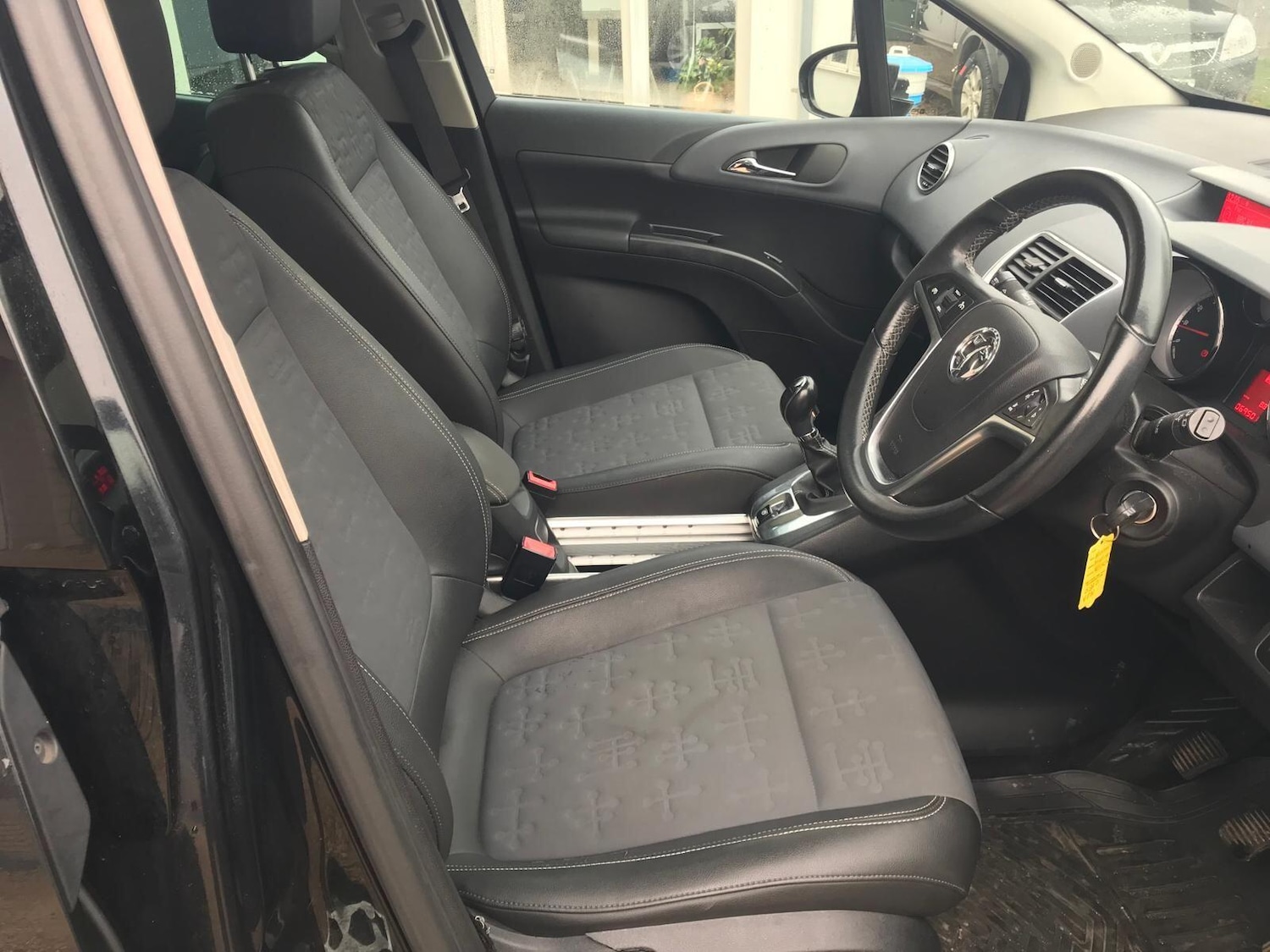 Used Vauxhall Meriva 2013 for sale - 77190631: Photo 11