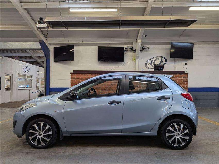 Used Mazda Mazda2 2013 for sale - 76561230: Photo 2