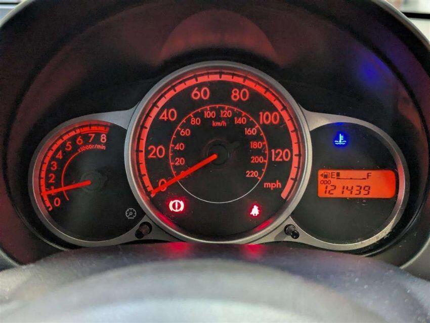 Used Mazda Mazda2 2013 for sale - 76561230: Photo 8