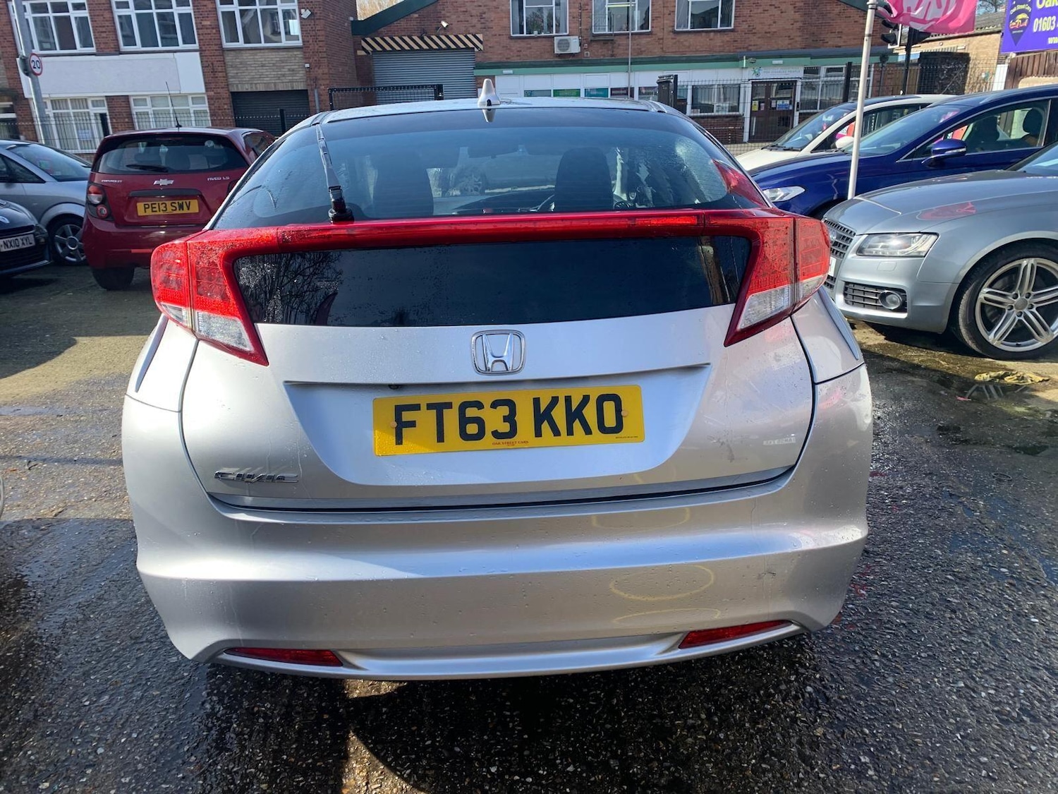 Used Honda Civic 2013 for sale - 77723190: Photo 4