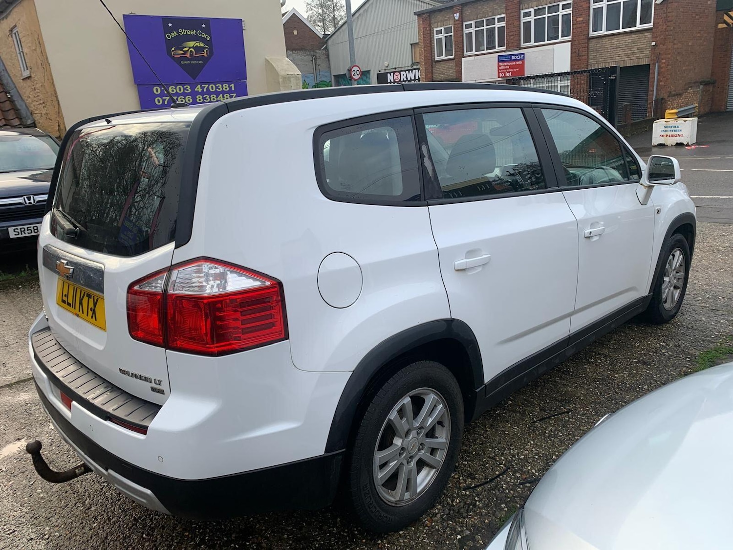 Used Chevrolet Orlando 2011 for sale - 77215075: Photo 6