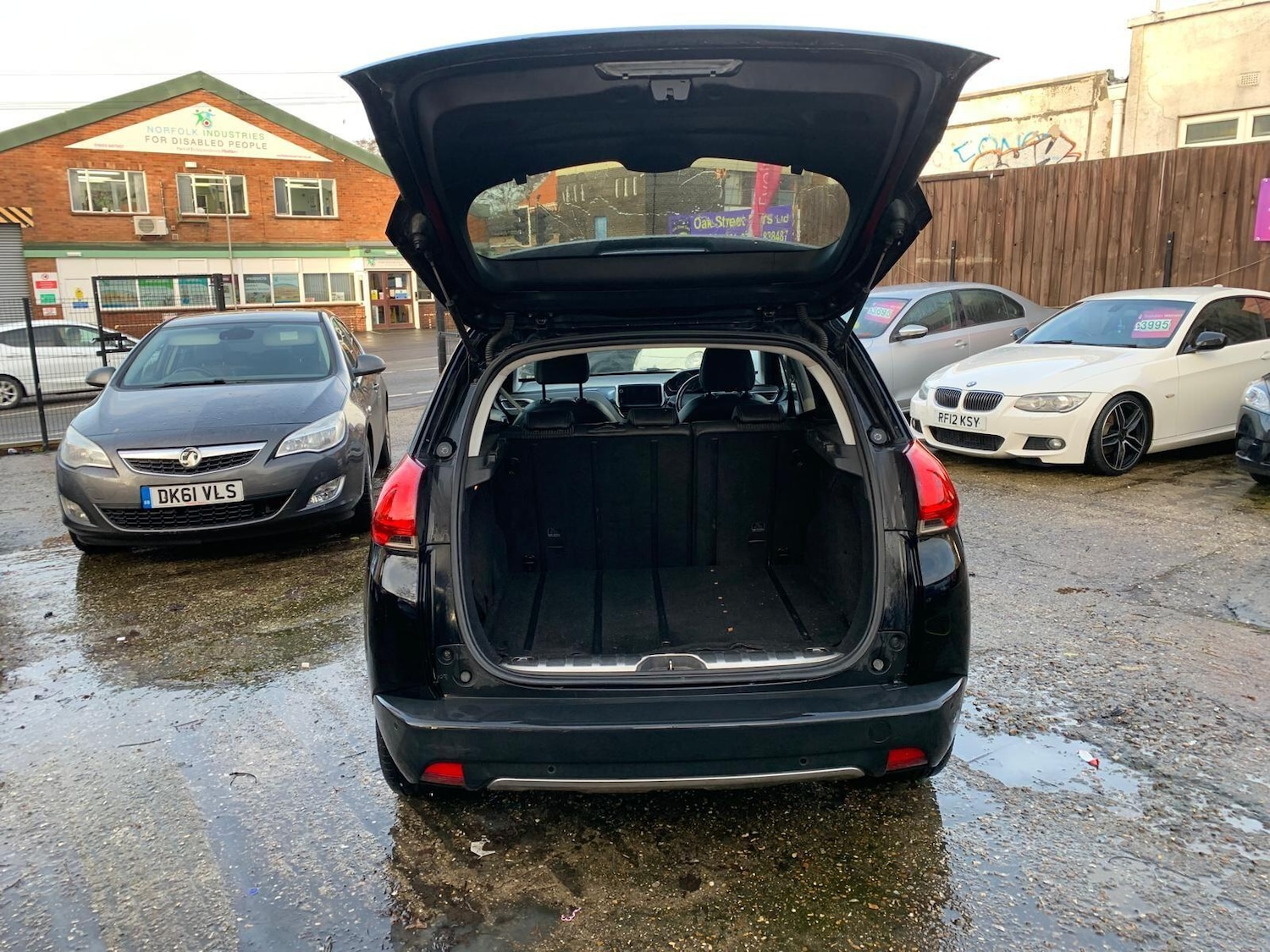 Used Peugeot 2008 2015 for sale - 77156233: Photo 15