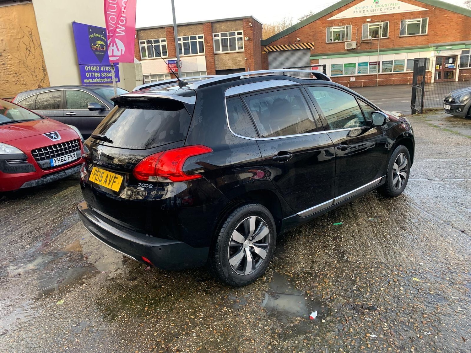 Used Peugeot 2008 2015 for sale - 77156233: Photo 6