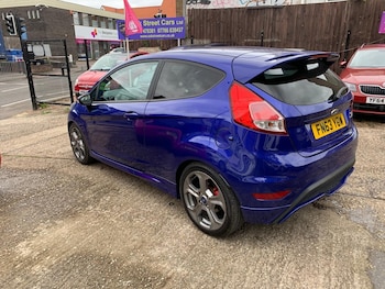 Used Ford Fiesta 2013 for sale - 76538039: Photo