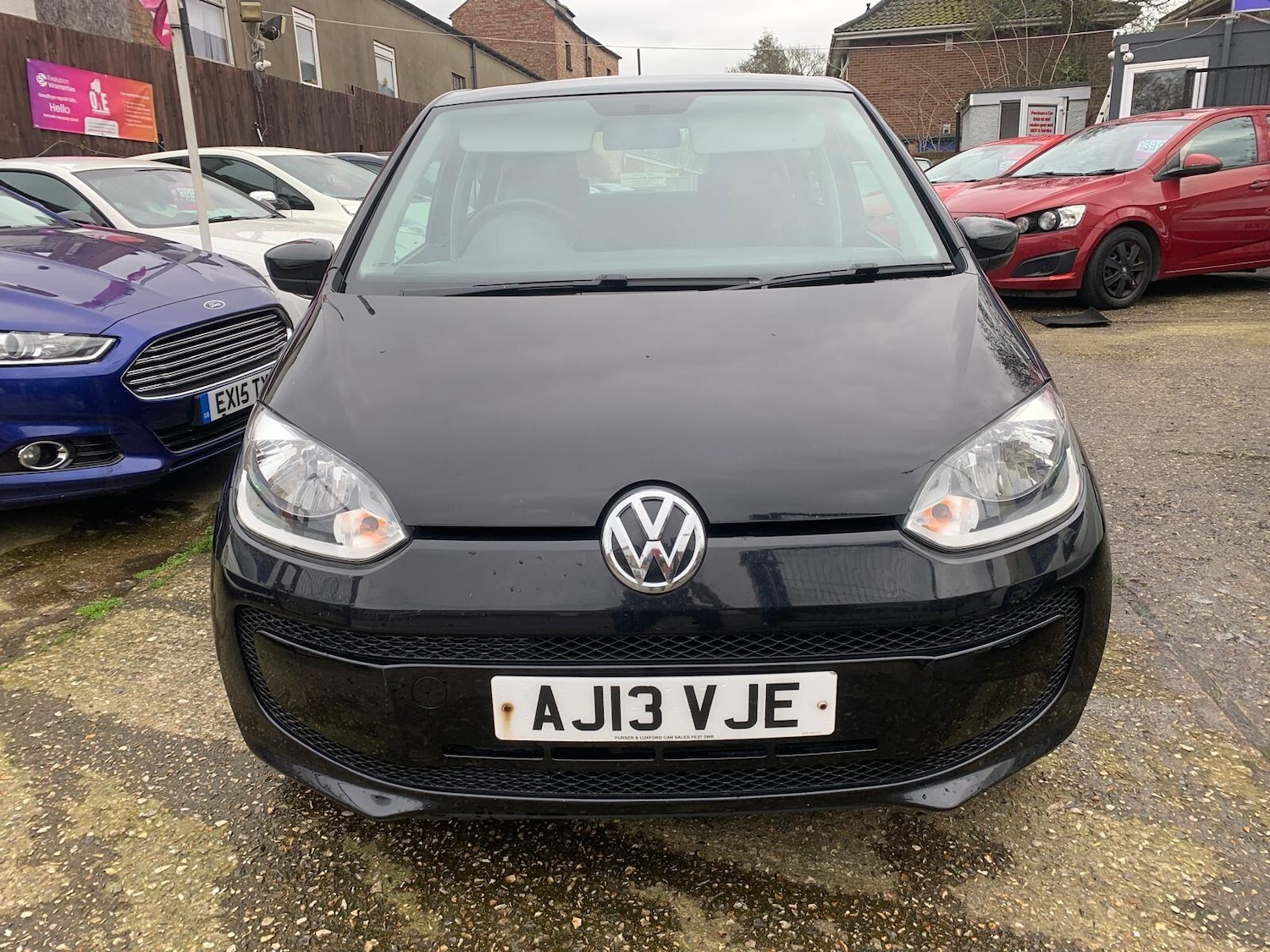 Used Volkswagen up! 2013 for sale - 77658695: Photo 2