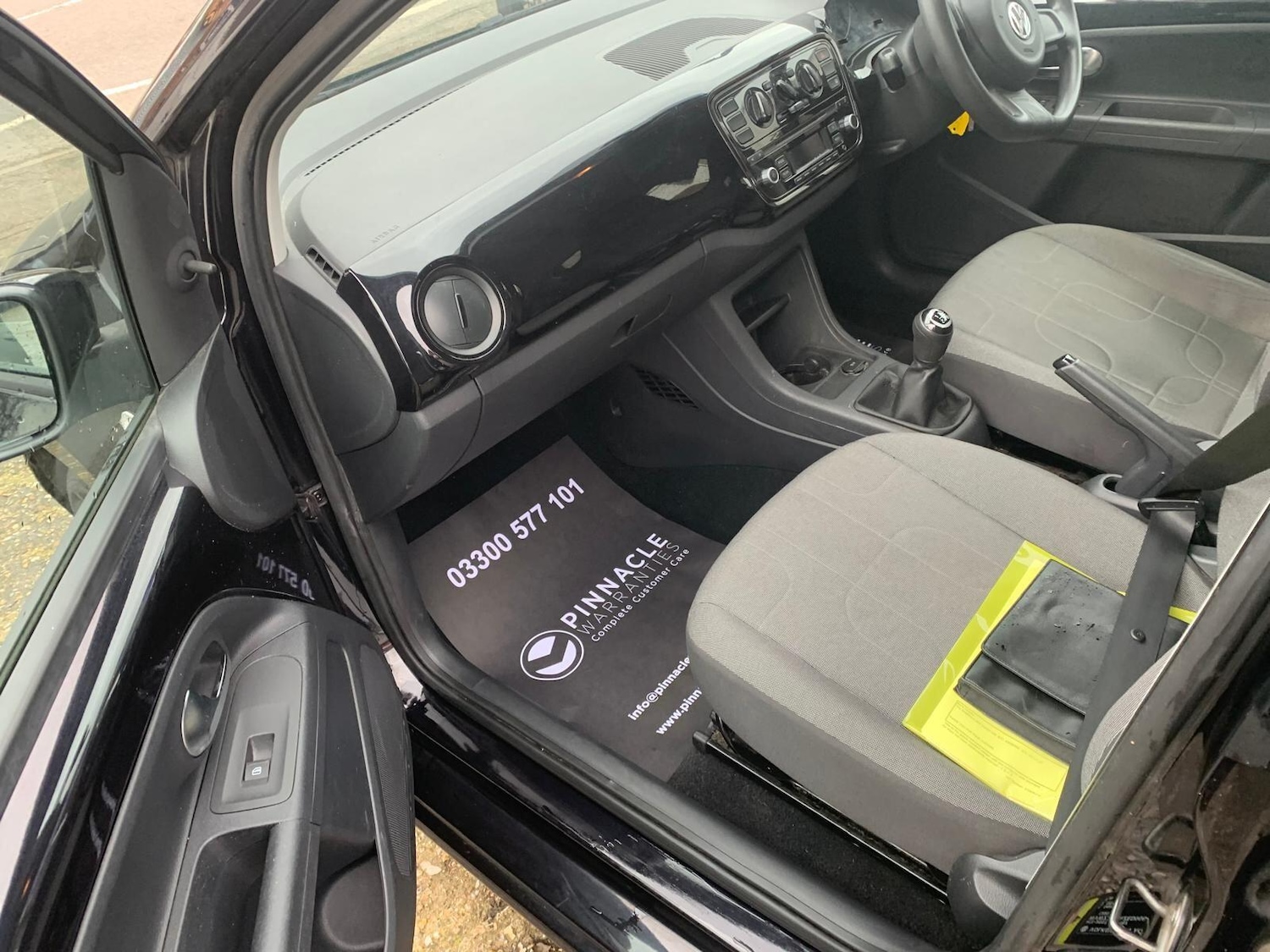 Used Volkswagen up! 2013 for sale - 77658695: Photo 8