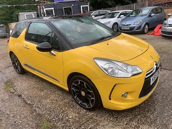 Used Citroen DS3 2015 for sale - 79553496: Photo