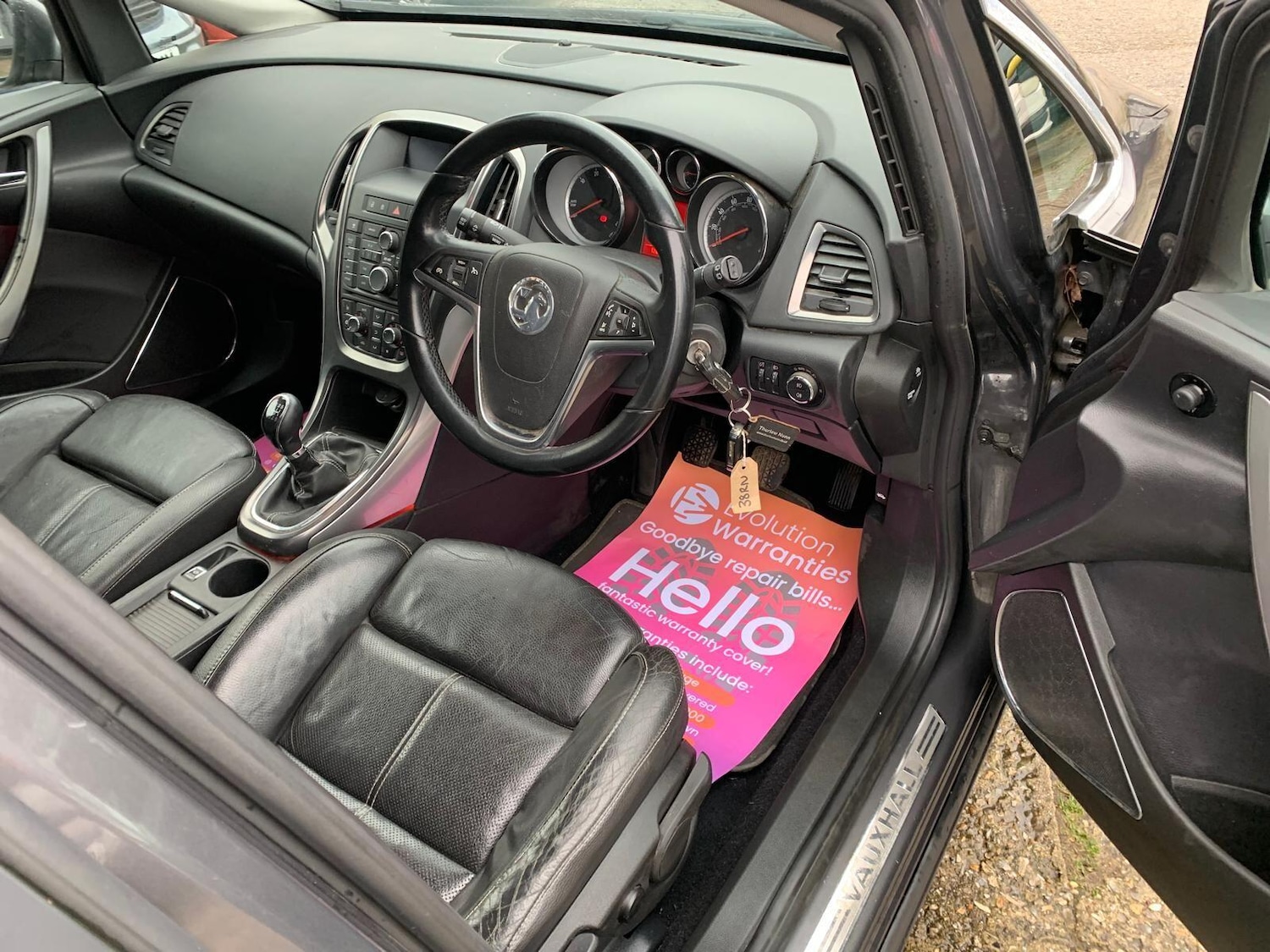 Used Vauxhall Astra 2011 for sale - 77190670: Photo 7