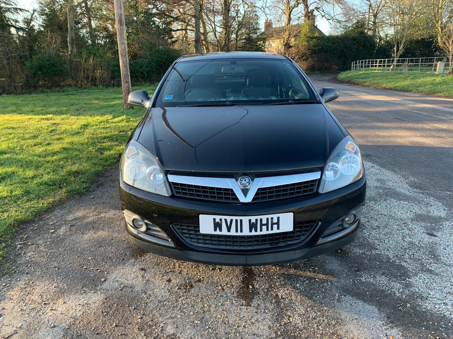 Used Vauxhall Astra 2011 for sale - 77226080: Photo 2
