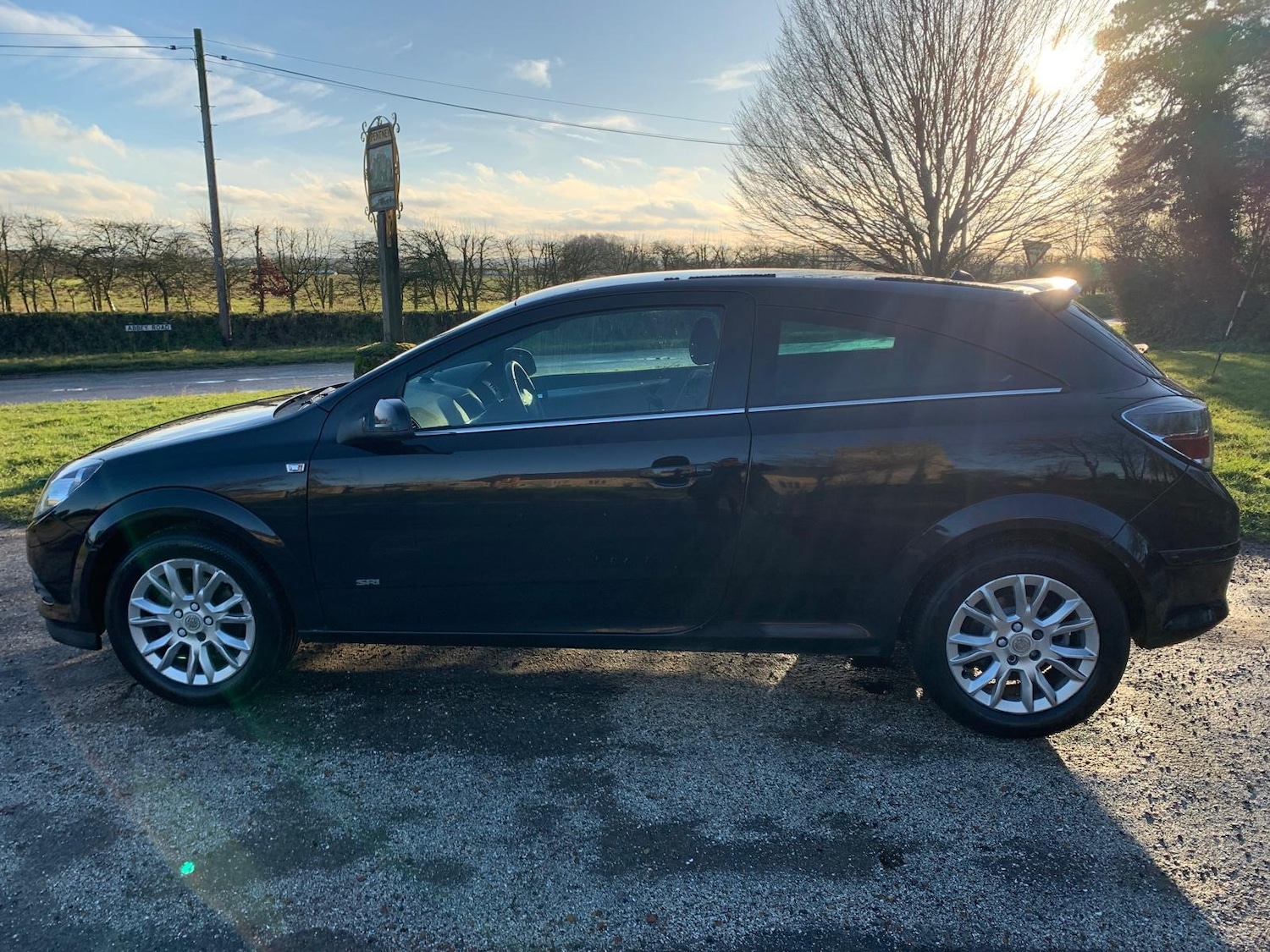 Used Vauxhall Astra 2011 for sale - 77226080: Photo 8