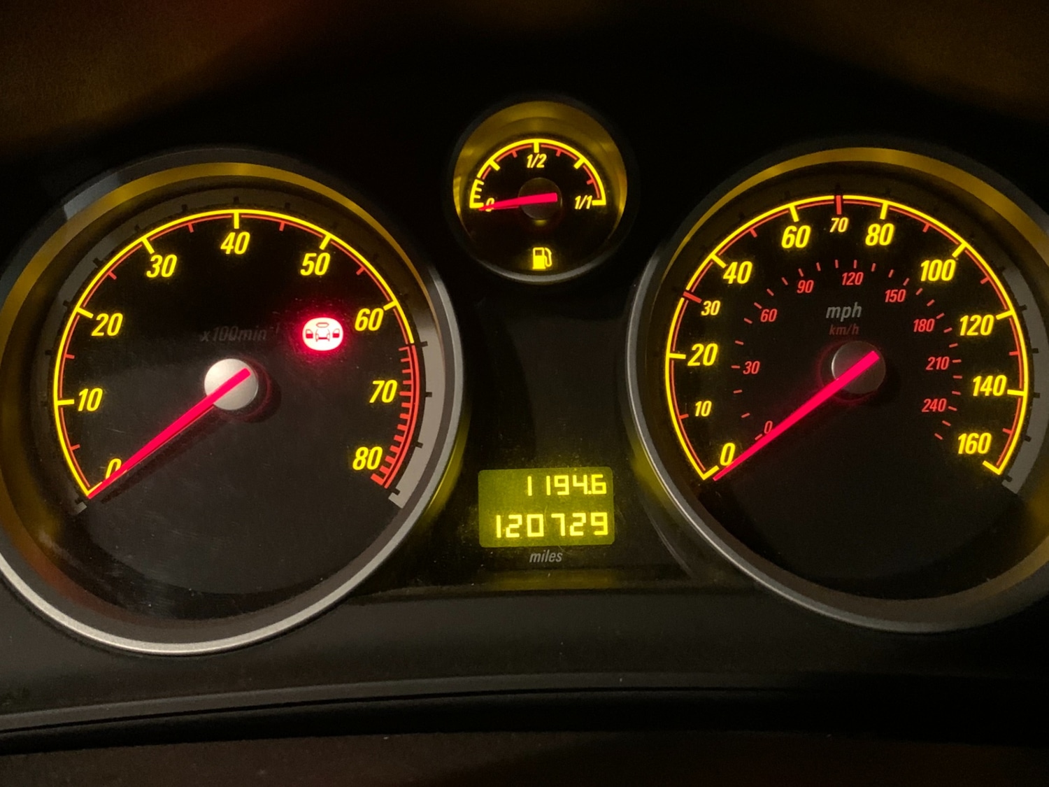 Used Vauxhall Astra 2011 for sale - 77226080: Photo 9