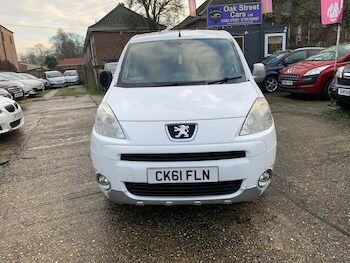 Used Peugeot Partner Tepee 2011 for sale - 77215095: Photo