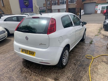 Used Fiat Grande Punto 2010 for sale - 78772366: Photo