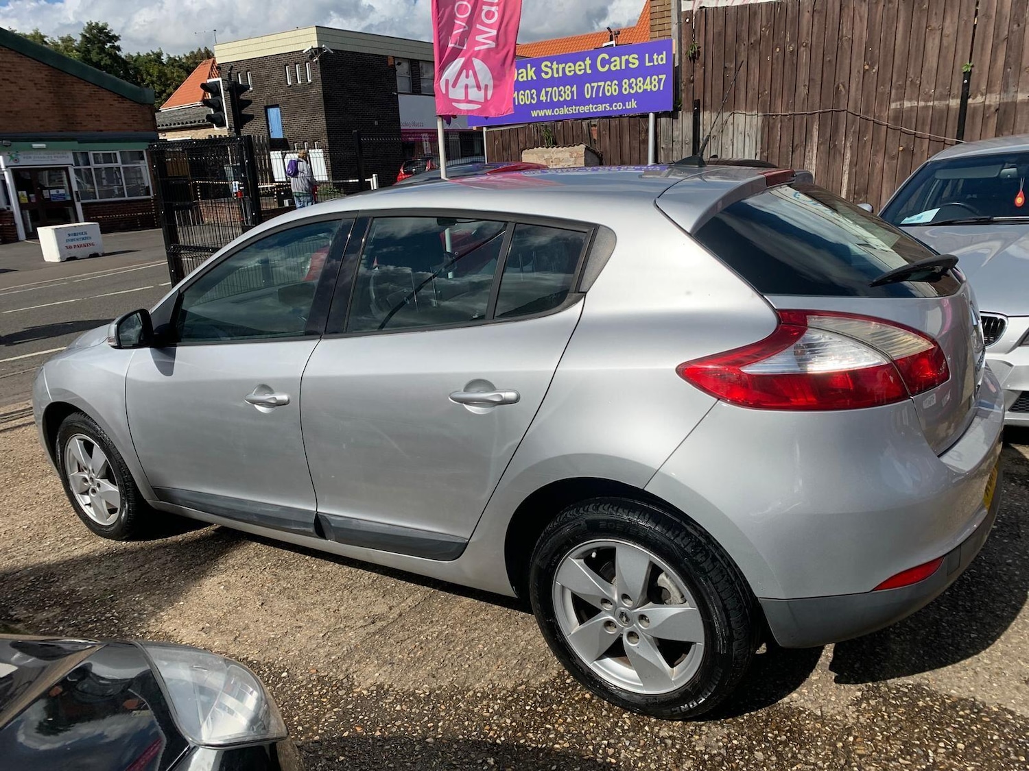Used Renault Megane 2011 for sale - 76988138: Photo 4
