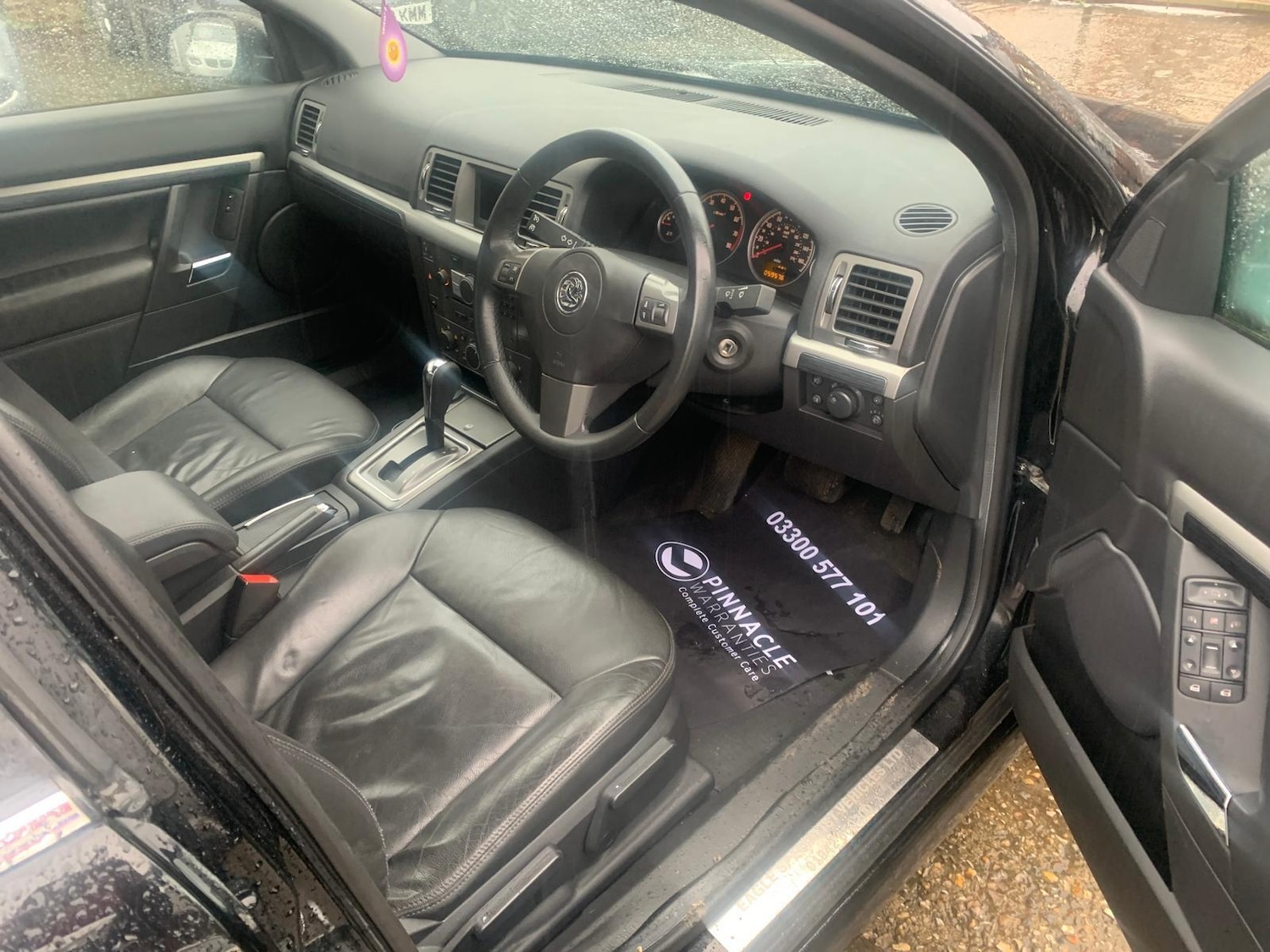 Used Vauxhall Vectra 2008 for sale - 77598415: Photo 8