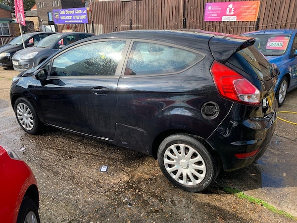Used Ford Fiesta 2014 for sale - 76213810: Photo 15