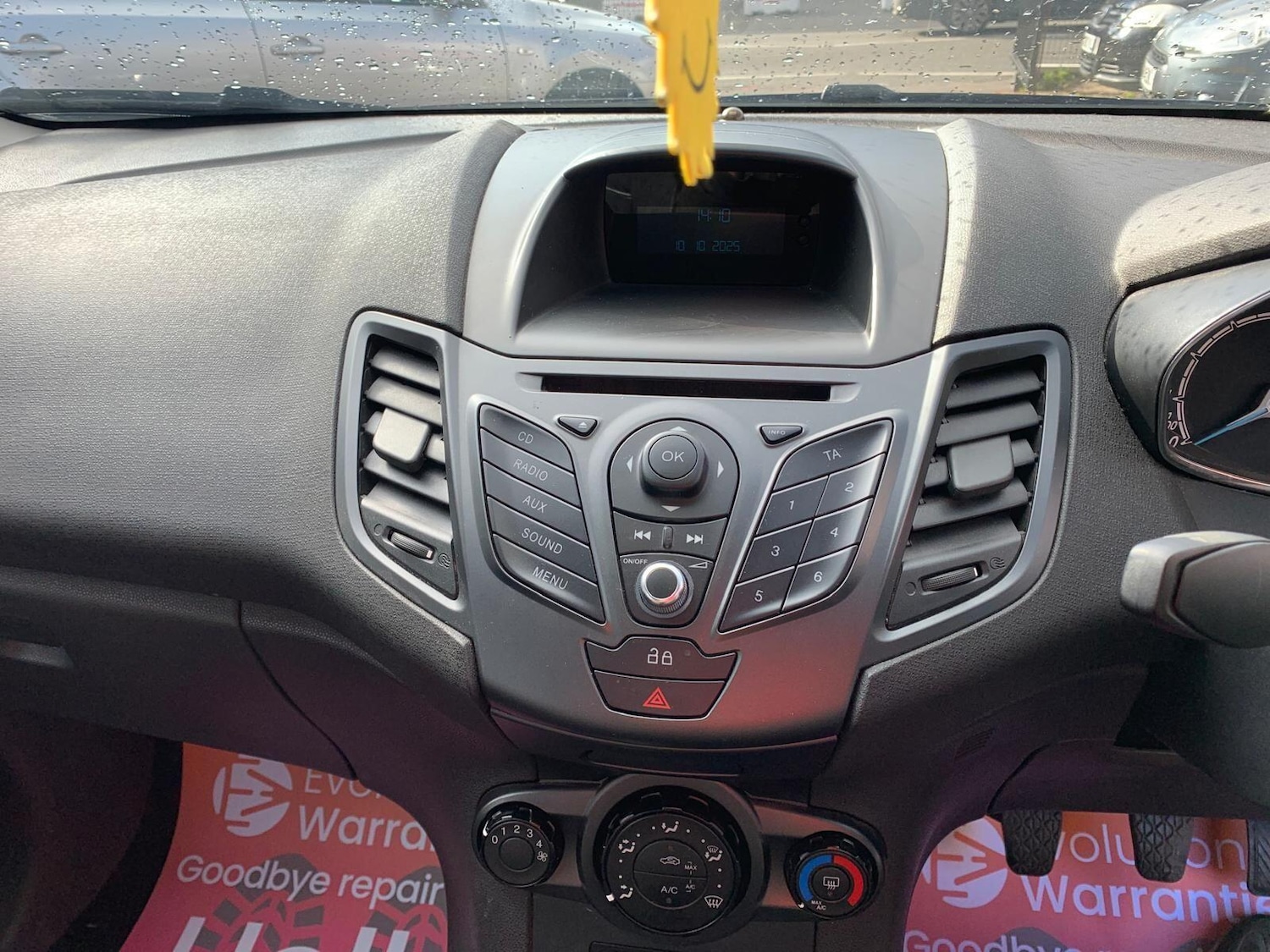 Used Ford Fiesta 2014 for sale - 76213810: Photo 5