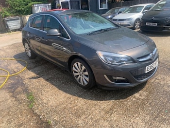 Used Vauxhall Astra 2013 for sale - 79169021: Photo