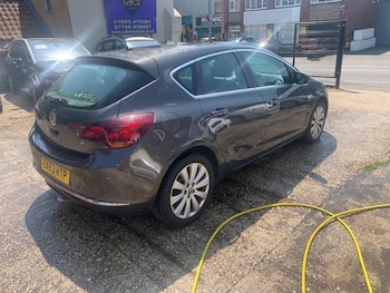 Used Vauxhall Astra 2013 for sale - 79169021: Photo
