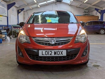Vauxhall - Corsa