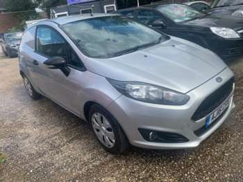 Used Ford Fiesta Van 2016 for sale - 75070409: Photo