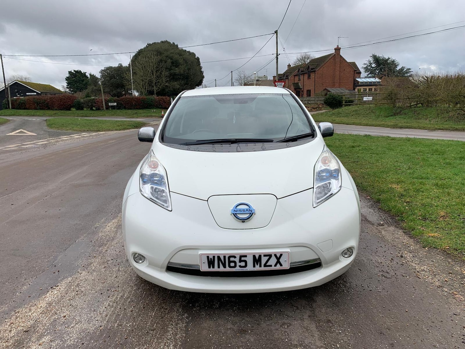 Used Nissan Leaf 2015 for sale - 77306046: Photo 2