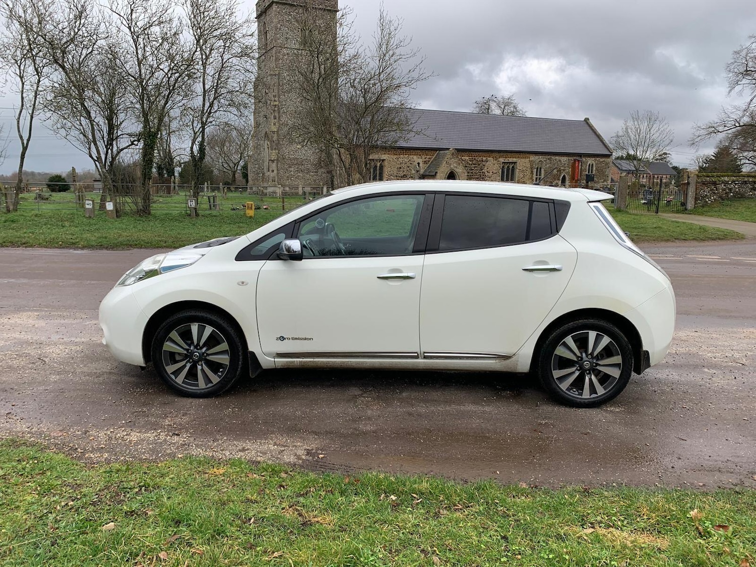Used Nissan Leaf 2015 for sale - 77306046: Photo 5