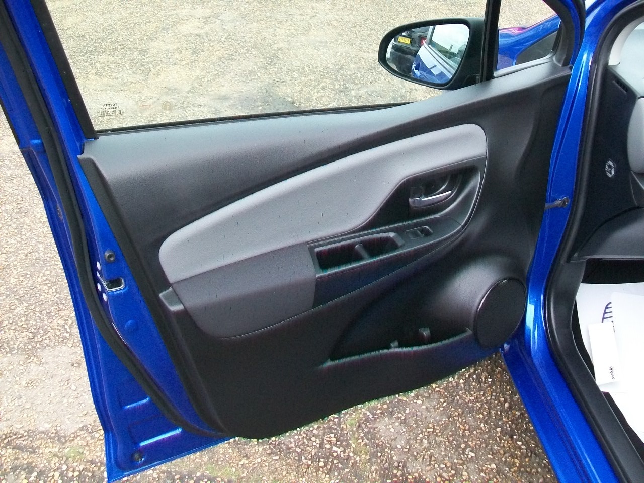 Used Toyota Yaris 2018 for sale - 77689324: Photo 12