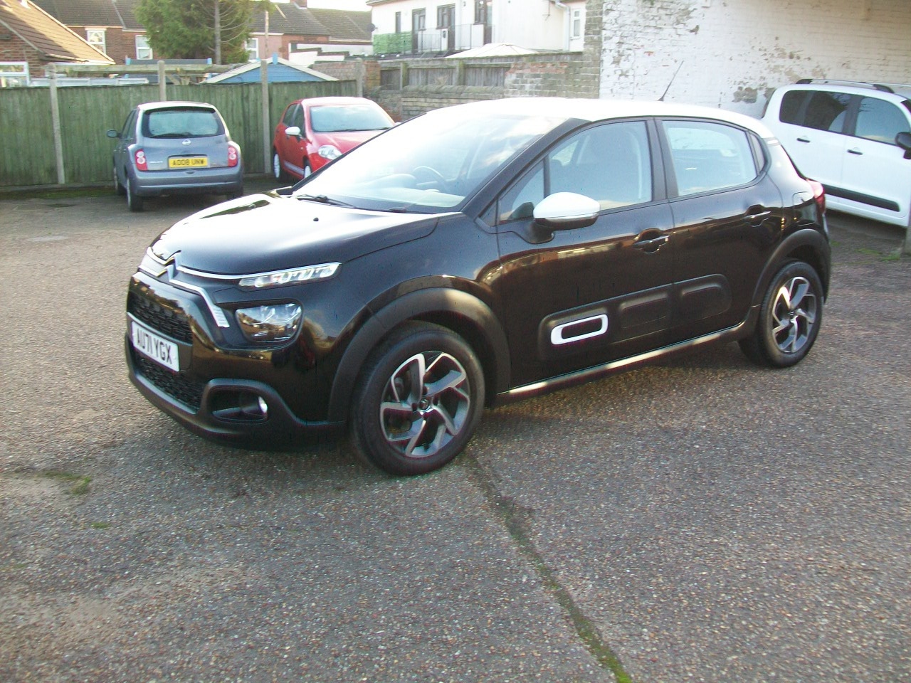 Used Citroen C3 2021 for sale - 76736528: Photo 2