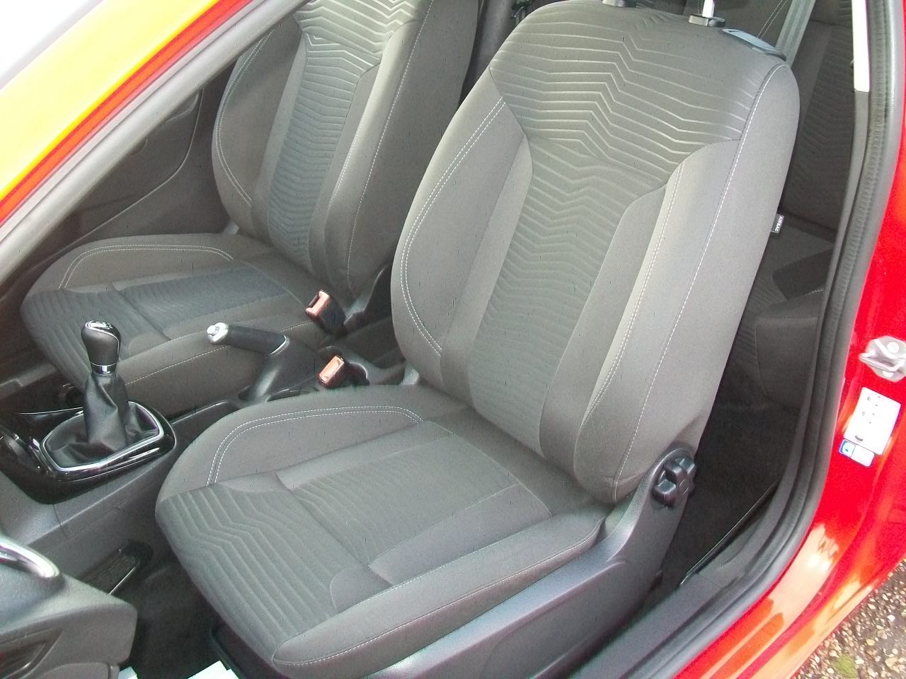 Used Ford Fiesta 2015 for sale - 76252446: Photo 8