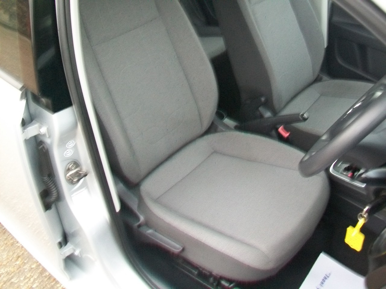 Used Volkswagen up! 2024 for sale - 76476413: Photo 7