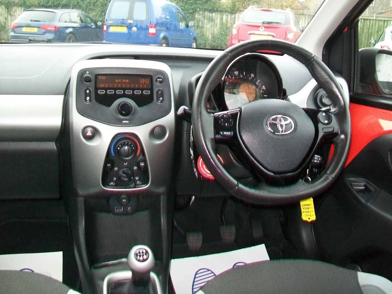 Used Toyota AYGO 2015 for sale - 77490646: Photo 14